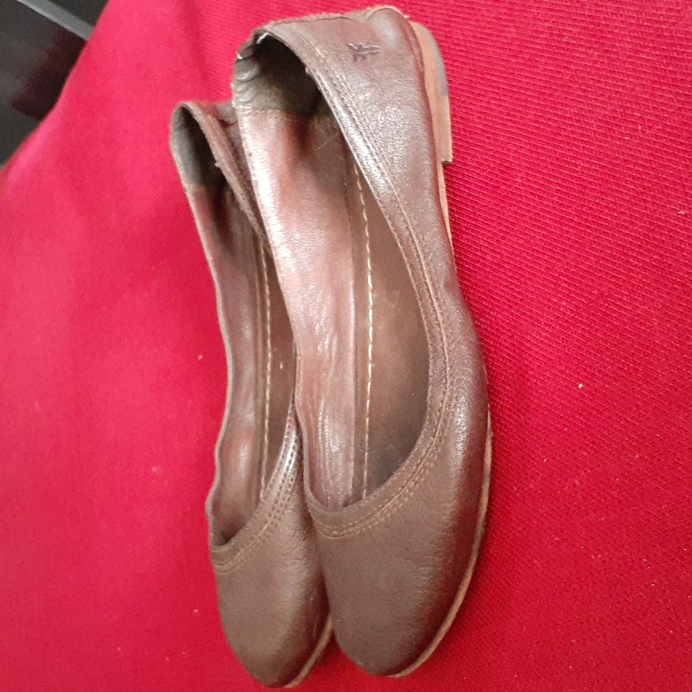 FRYE FLATS